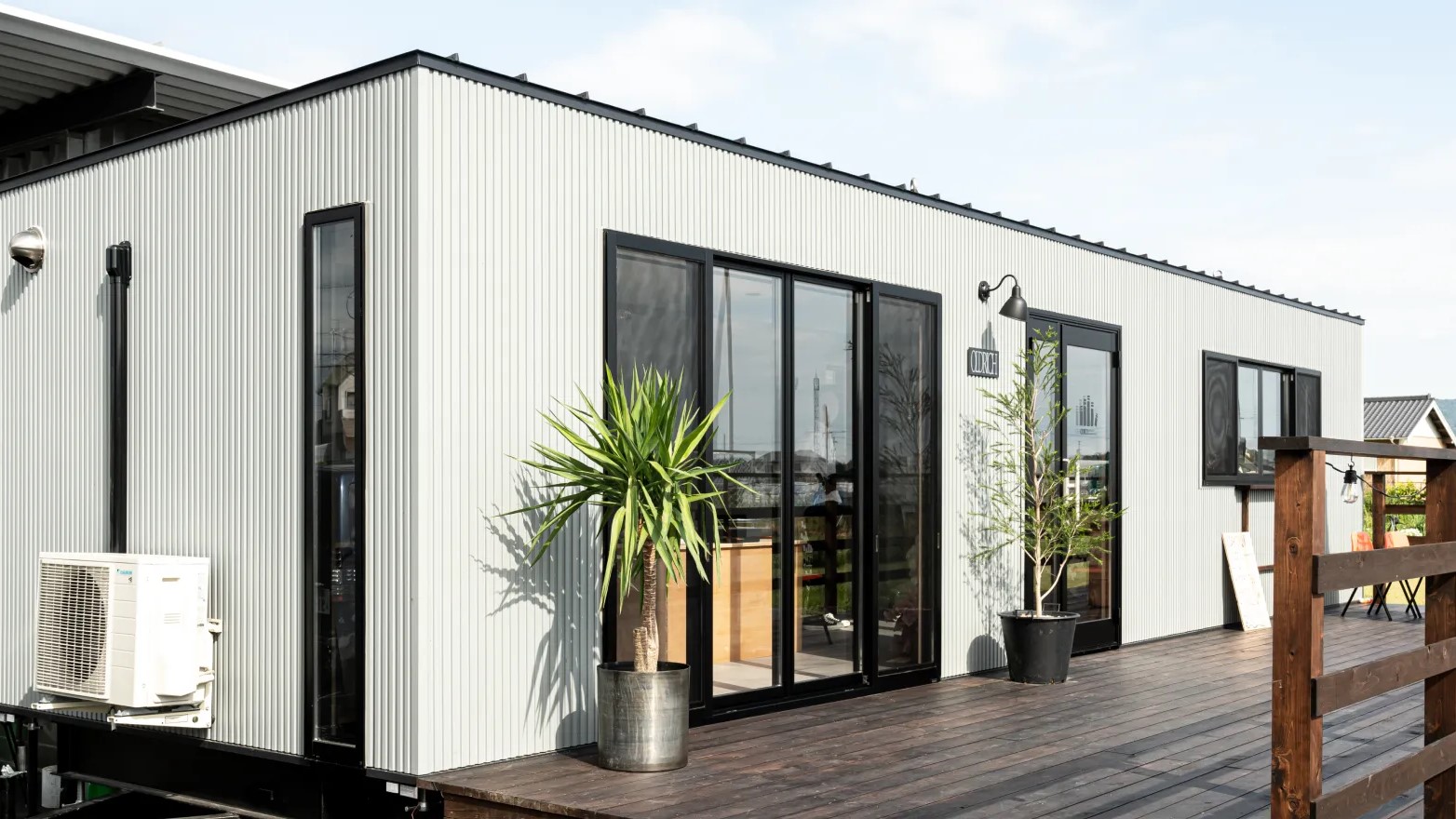 車検対応型トレーラーハウス